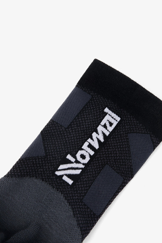 Race Sock Low Cut Black  by Nnormal