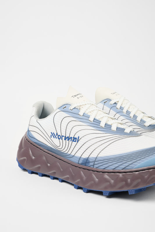 Tomir 02 White  by Nnormal