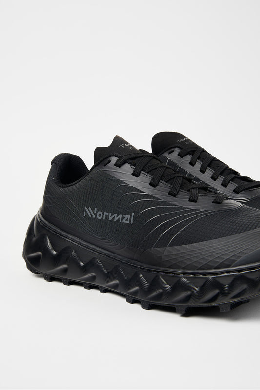 Tomir 02 Black  by Nnormal